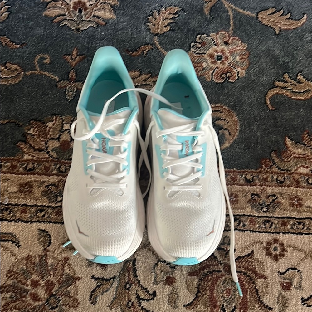 Hoka Blue and White Athletic Shoe - Arahi 7 ONLY WORN TWICE. PRICE FIRM @ $65.